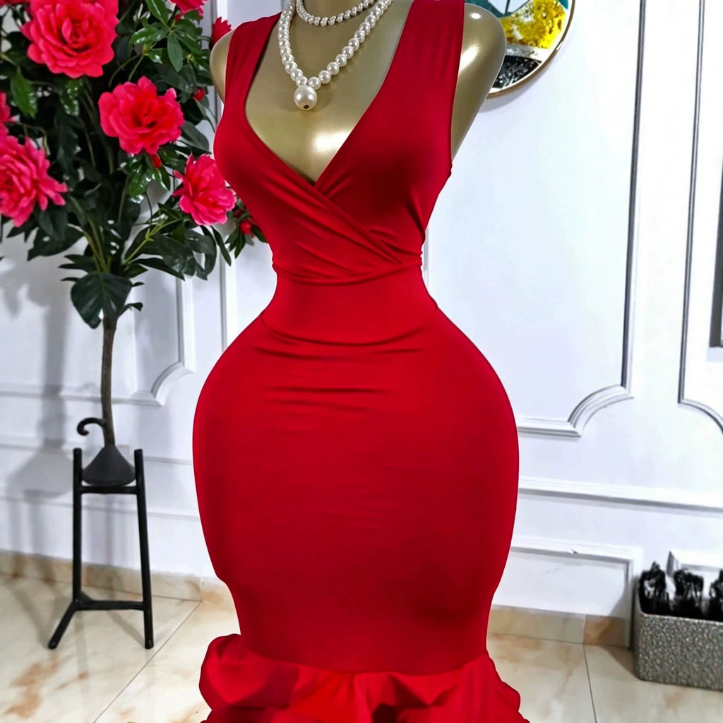 V-neck sleeveless dress