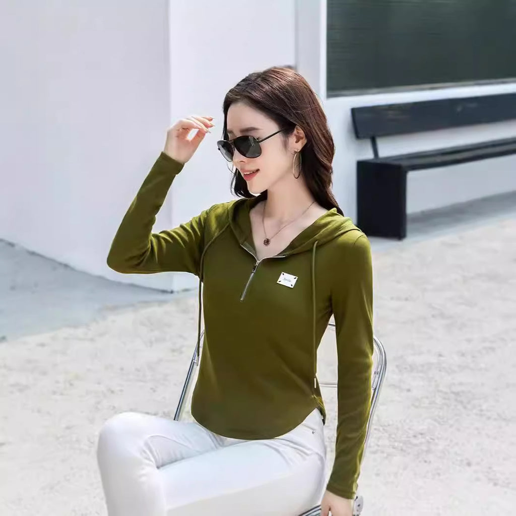 Tailored hooded sweatshirt