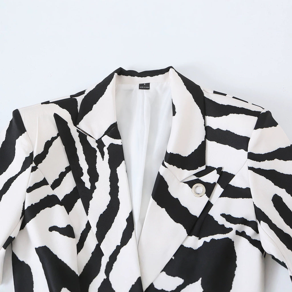 Casual one collar irregular zebra print atmospheric eye suit for women