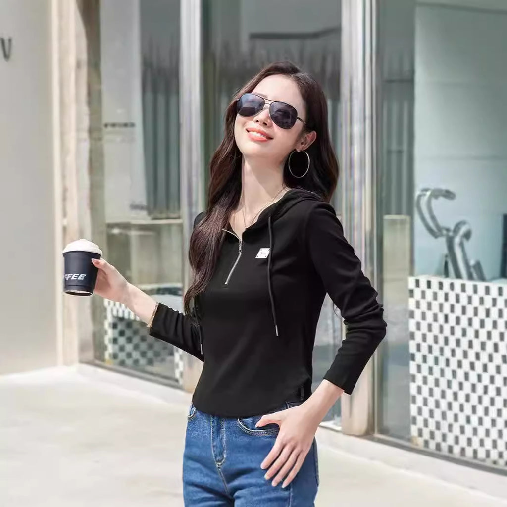 Tailored hooded sweatshirt